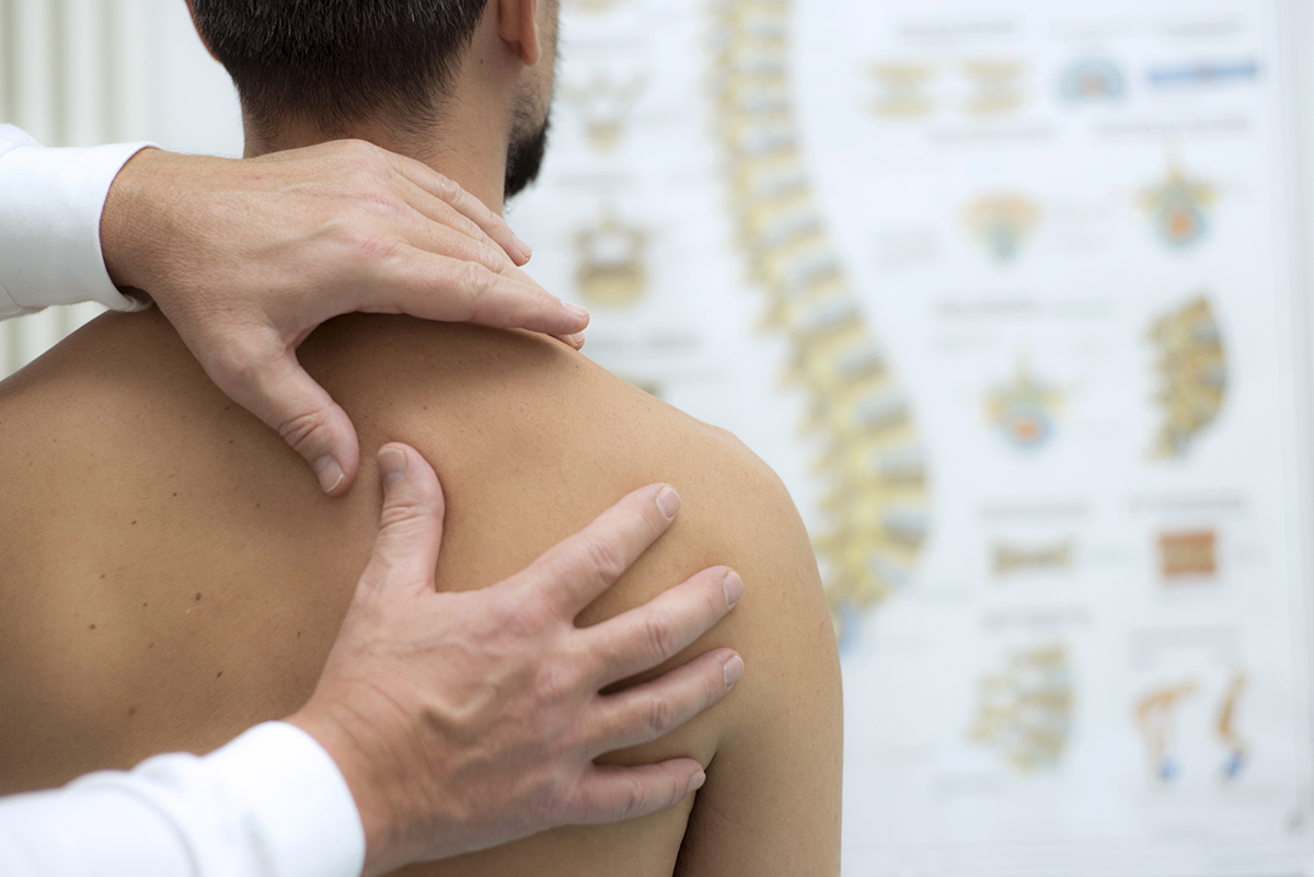 4 Benefits of Massage for Shoulder Pain